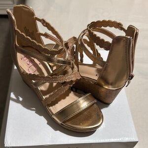 Olivia Miller Gold Sandals Metallic Straps
